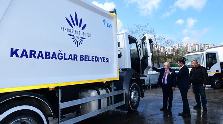 Karabağlar ın temizlik filosuna 2 araç ve 500 yeni konteyner...