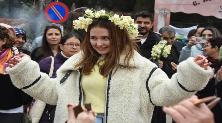 Karaburun da mis kokulu festival sona erdi