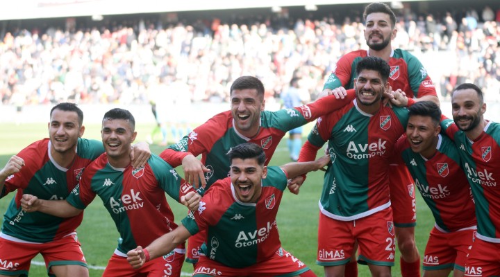 Karşıyaka lideri ağırlayacak!