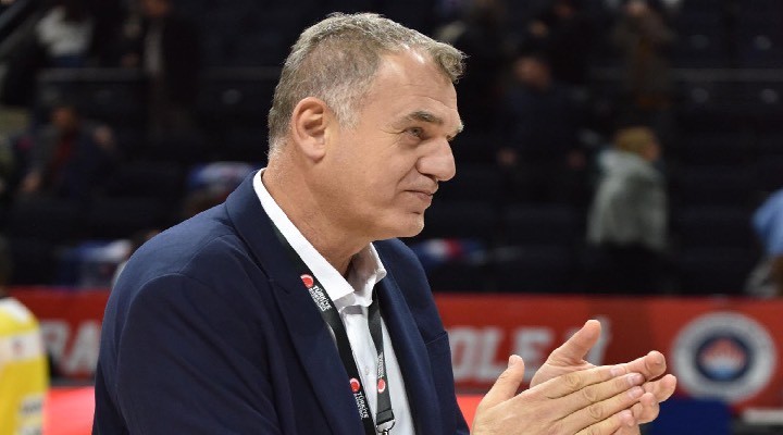 Karşıyaka da ayrılıklar var