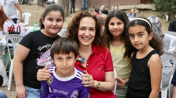 Karşıyaka da sanat ve eğlence dolu yaz