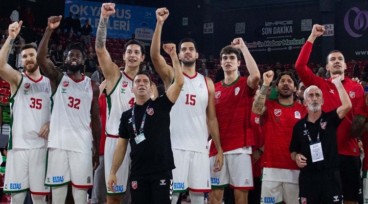Karşıyaka potada Anadolu Efes e karşı