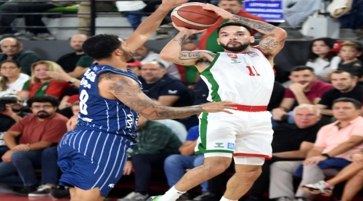 Karşıyaka potada Galatasaray önünde