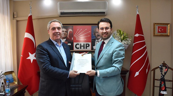 CHP ilçe başkanına şok rapor... Cemil Tugay ın unuttuğu 30 vaat!