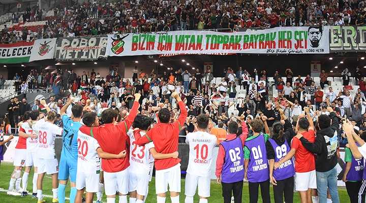 Karşıyaka tribünde çok farklı