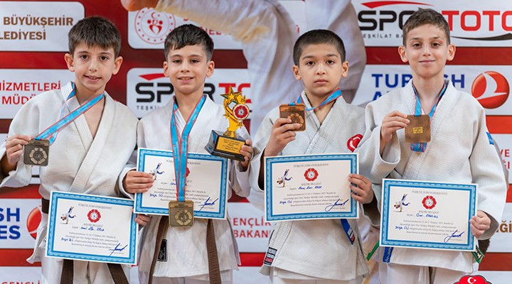 Karşıyaka’da milli gurur!