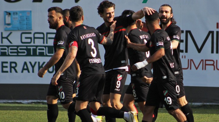 Karşıyaka, Belediye Derincespor deplasmanından 1 puan çıkardı!