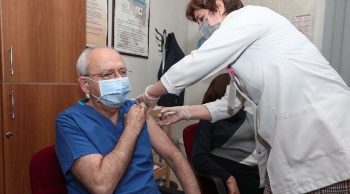 Kılıçdaroğlu ikinci doz aşısını yaptırdı