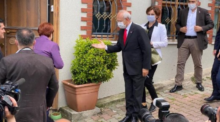 Kılıçdaroğlu ndan Akşener e bayram ziyareti: Kapıda karşıladı