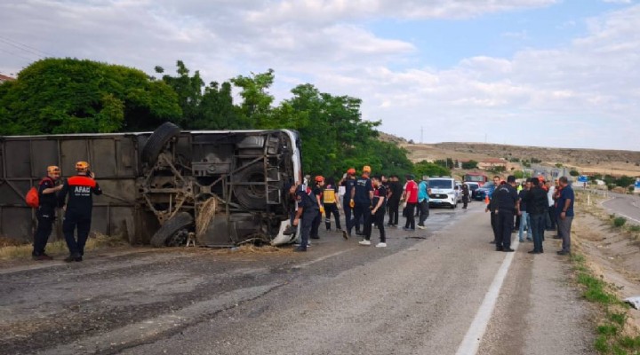 Kırıkkale de yolcu otobüsü devrildi: Çok sayıda kişi yaralandı, şoför gözaltında!