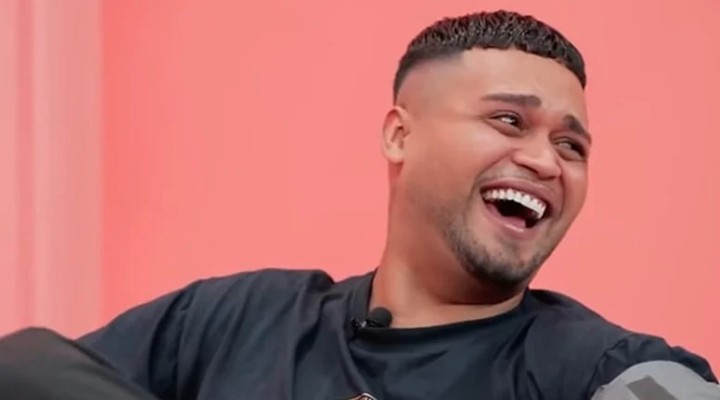 Kolunda servet taşıyor! Ortalama değeri 450 bin dolarlık saatiyle dikkat çekti