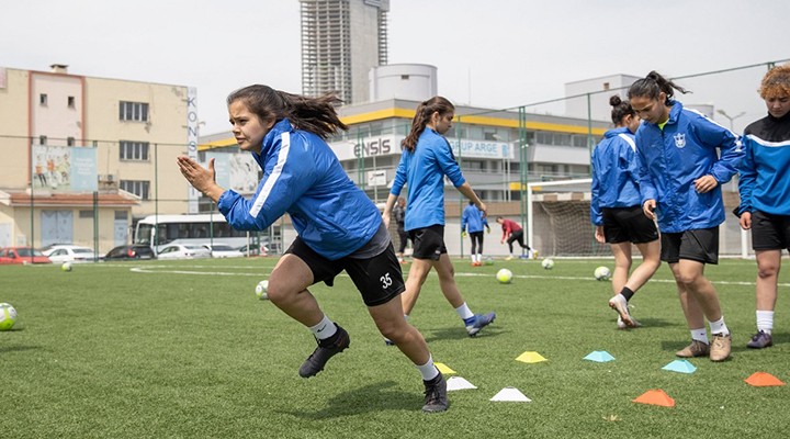 Konak Belediyespor Galatasaray ı ağırlıyor