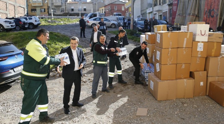 Konak ın yardım tırı Elazığ’a yola çıktı