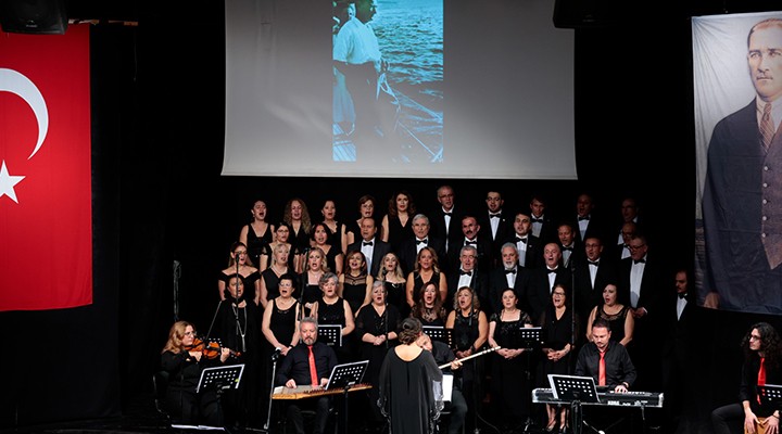 Konak’ta şarkılar Ata için söylendi