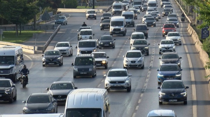 Kurban Bayramı tatili sonrası trafikte yoğunluk yaşanıyor