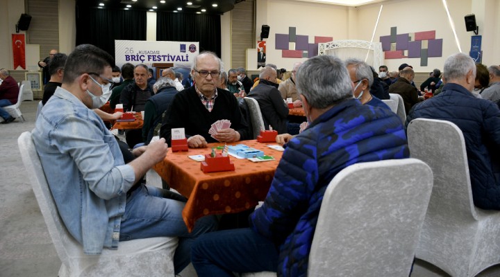 Kuşadası nda Briç Festivali!