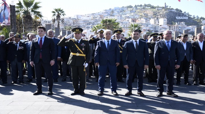 Kuşadası nda Cumhuriyet coşkusu başladı