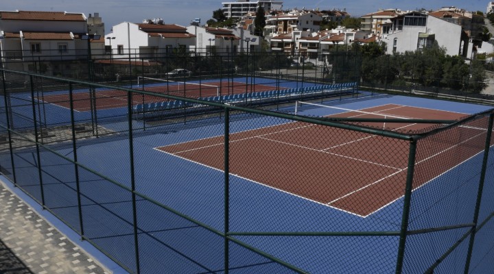 Kuşadası nda tenis kulübü için geri sayım!