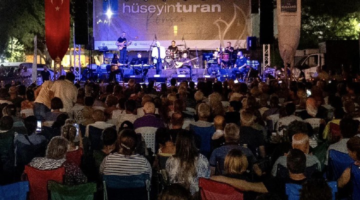 Kuşadası nda yaz akşamları konserlerle şenleniyor