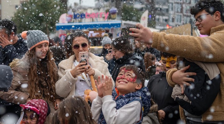 Kuşadası nda yılbaşı eğlenceleri başladı