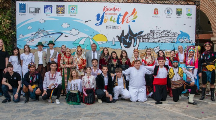 Kuşadası ndan dünyaya kardeşlik mesajları