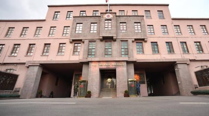 İran dan ateşlenen balistik mühimmat Hatay a düştü!