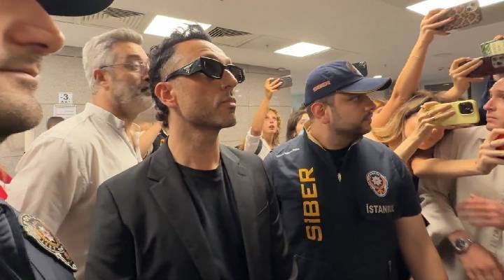Mabel Matiz ifade vermek için Çağlayan da