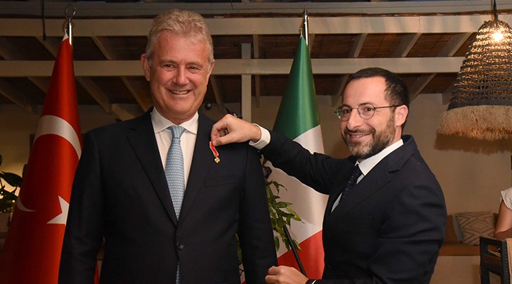 Mahmut Özgener’e İtalya Devlet Nişanı verildi