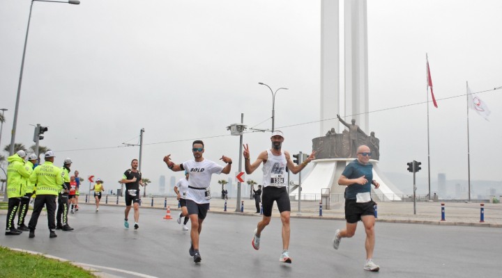 Maraton İzmir heyecanı başladı