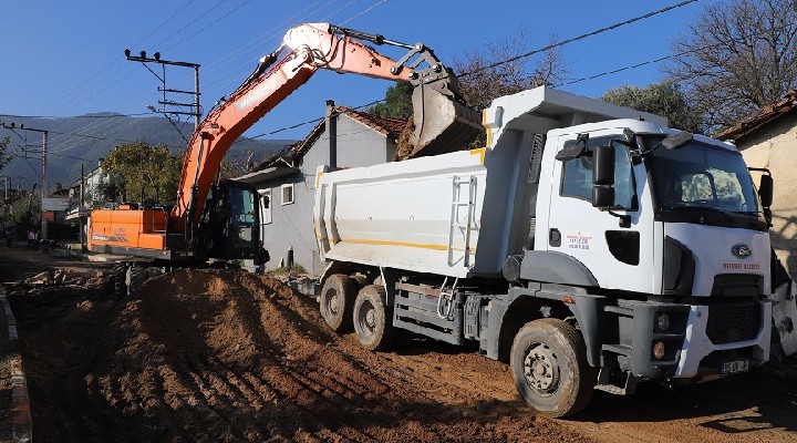 Menderes’te asfalt çalışması