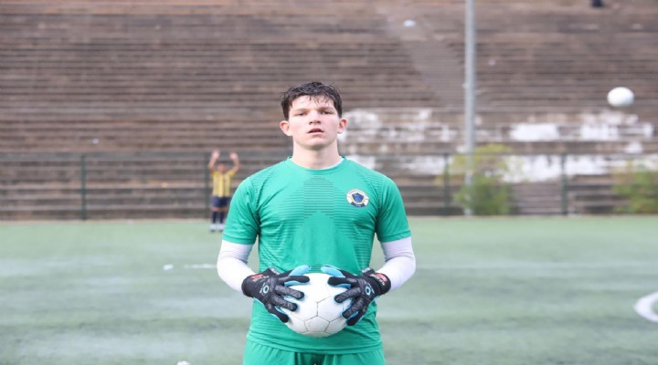 Menemen FK lı genç kaleci Alp e talip çok