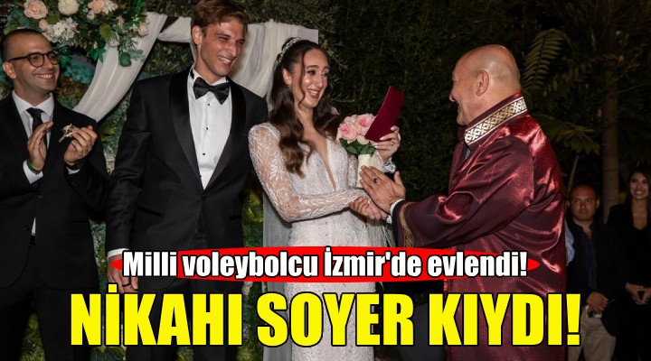 Milli voleybolcu Ayça Aykaç İzmir de evlendi!