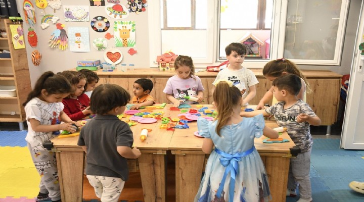 Miniklerin neşesi Anne Baba Çocuk Merkezi nde yükseldi
