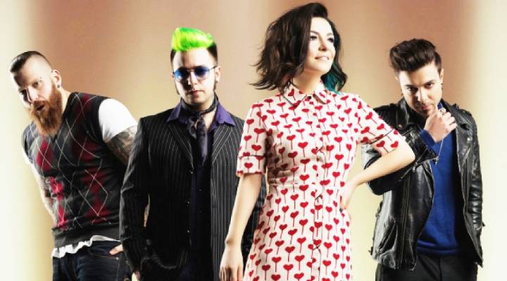 Model grubu yeniden bir arada