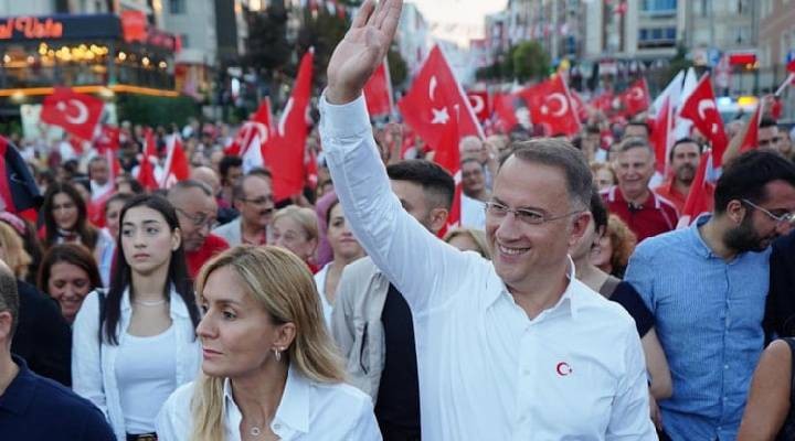 Murat Çalık: Direncim dimdik ayakta duruyor