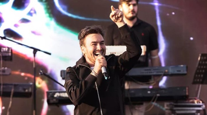 Mustafa Ceceli İzmir de ücretsiz konser verecek