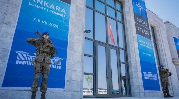 NATO ablukası: Ankara da hava trafiğine kısıtlama