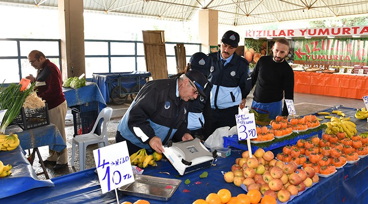 Narlıdere zabıtasından pazar denetimi!