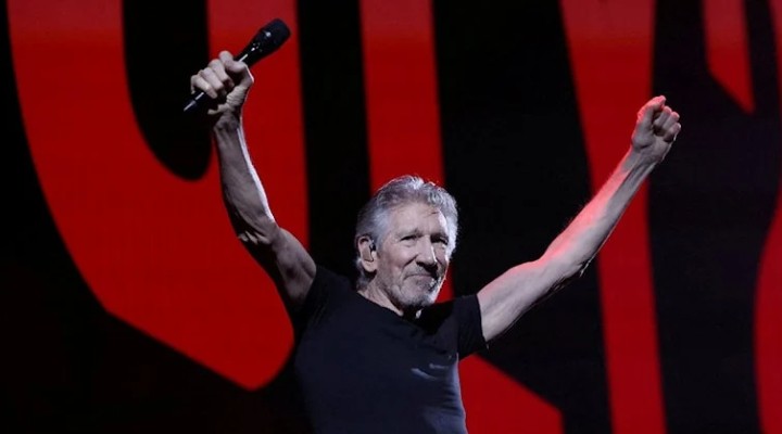 Nazi üniformasıyla konser veren Roger Waters’a soruşturma!