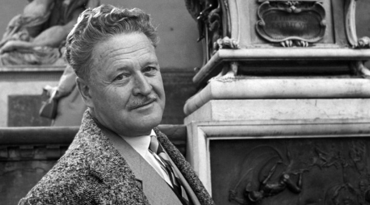 Nazım Hikmet doğumunun 121. yıldönümünde anılıyor!