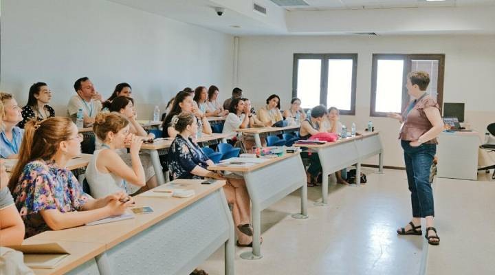 Öğretmenler İEÜ de buluştu