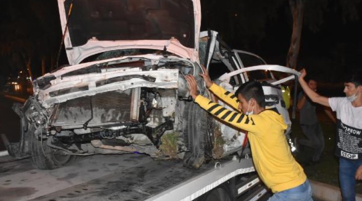 İzmir de trafik kazası: 2 yaralı
