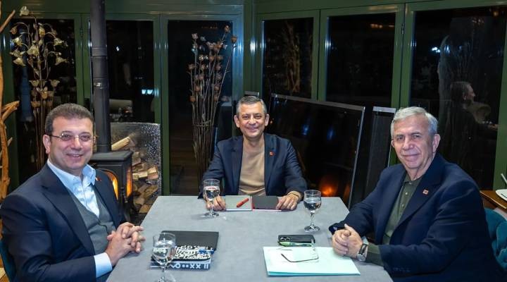 Özel den  İmamoğlu yla ayrılık  sorusuna yanıt