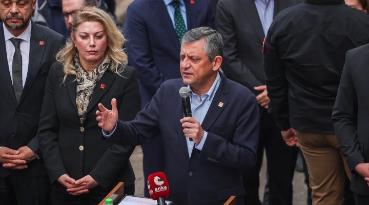 Özel den Erdoğan a  hazımsız  çıkışı: Konteynerlerde kalanları tüm Türkiye ye göstereceğim!