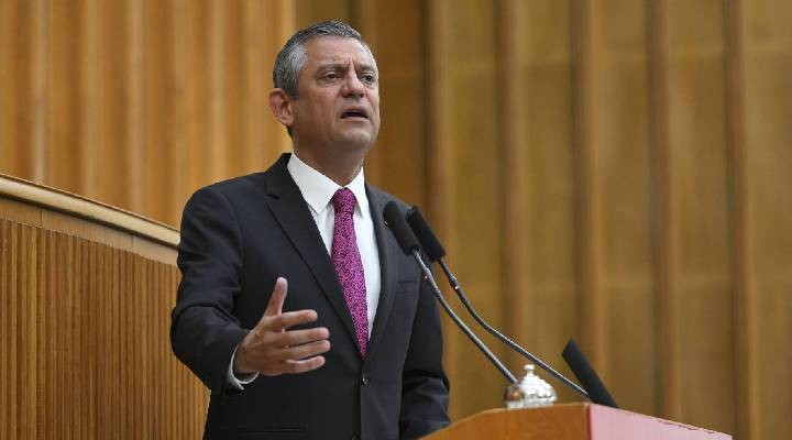 Özel den partisine ve belediyelere düzenlenen operasyonlara tepki: Ekrem Başkana attığı iftiralardan birini ispatlayamadı!