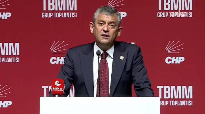 Özgür Özel den  NATO Zirvesi  sözleri:  Paranoyak bir olağanüstü halin içindeyiz 
