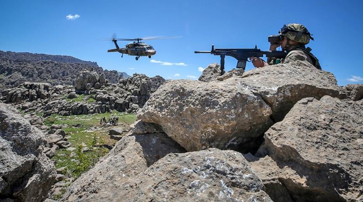 PKK ya ağır darbe... 50 terörist öldürüldü!