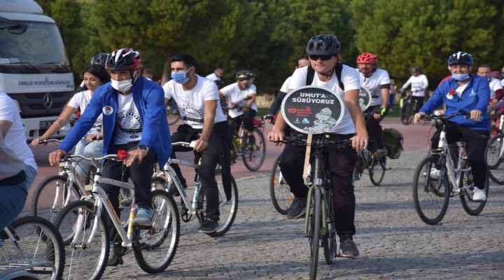 Pedallar depremde can veren yurttaşlar için