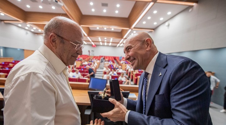 Prof. Dr. Arslan:  Bu meclis felsefe yapmak zorunda 