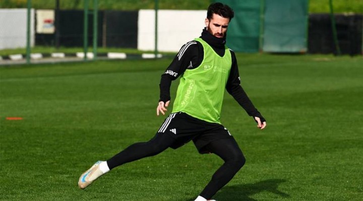 Rafa Silva geri döndü